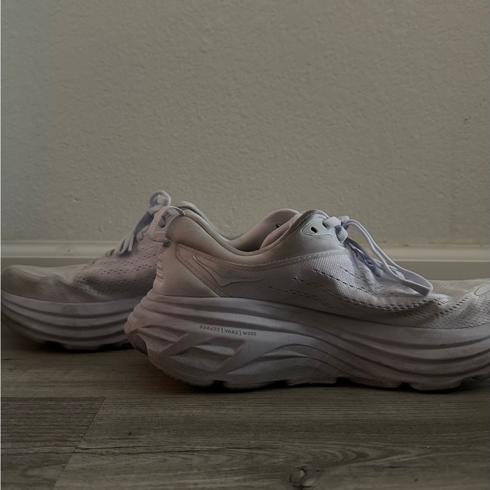 White Hoka Bondi 8 Sneakers in 8.5 Wide
